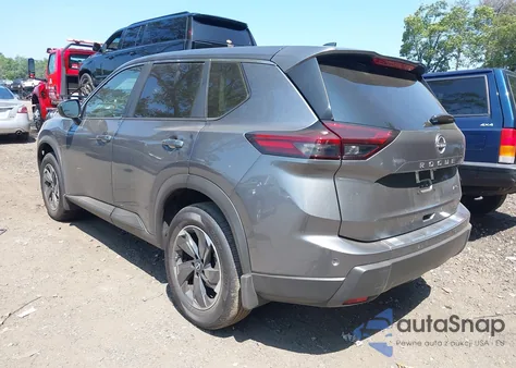 2025 Nissan Rogue Sv Intelligent Awd z USA, uszkodzony, nr VIN 5N1BT3BB0SC863619